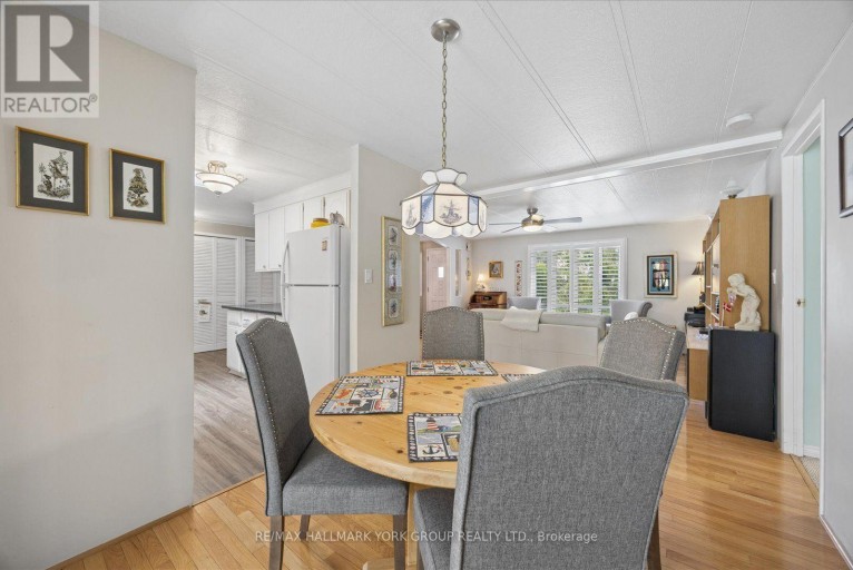 10 KELSEY CRESCENT, Georgina (Sutton & Jackson's Point), Ontario, L0E1R0