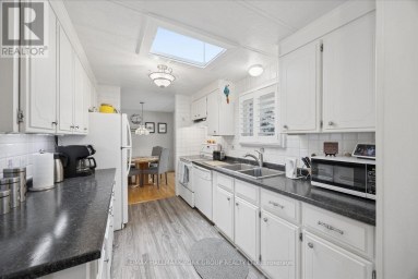 10 KELSEY CRESCENT Georgina (Sutton & Jackson's Point) Ontario photo 15