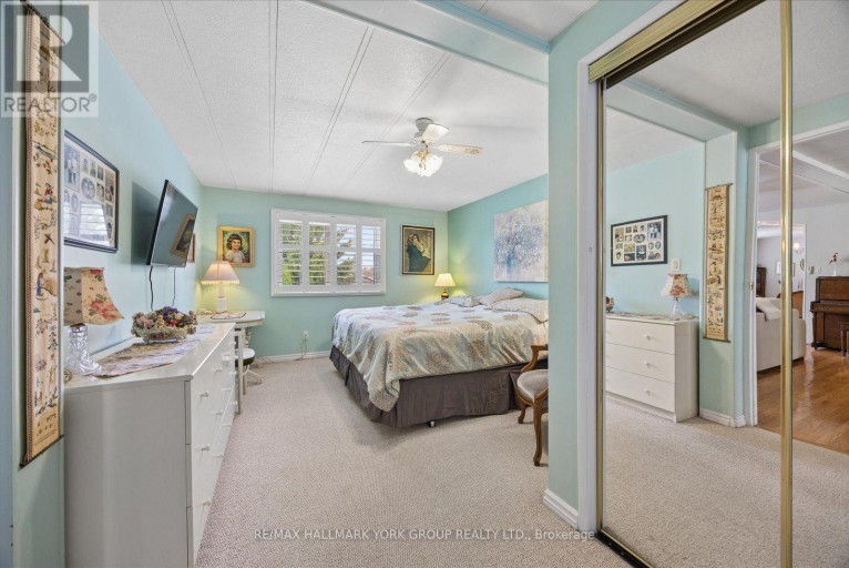 10 KELSEY CRESCENT, Georgina (Sutton & Jackson's Point), Ontario, L0E1R0