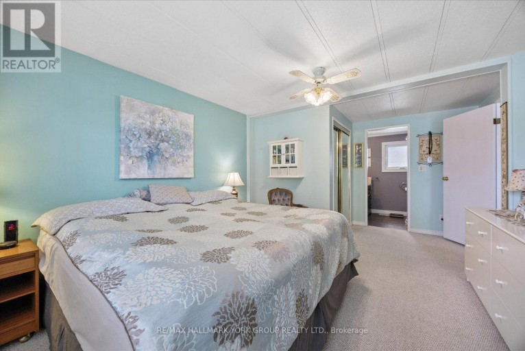 10 KELSEY CRESCENT, Georgina (Sutton & Jackson's Point), Ontario, L0E1R0