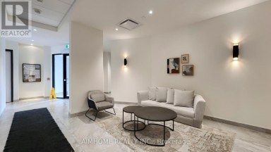 829 - 2 DAVID EYER ROAD E Richmond Hill Ontario photo 25