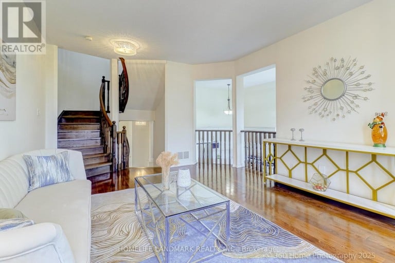 211 FRANK ENDEAN ROAD, Richmond Hill (Rouge Woods), Ontario, L4S2C6