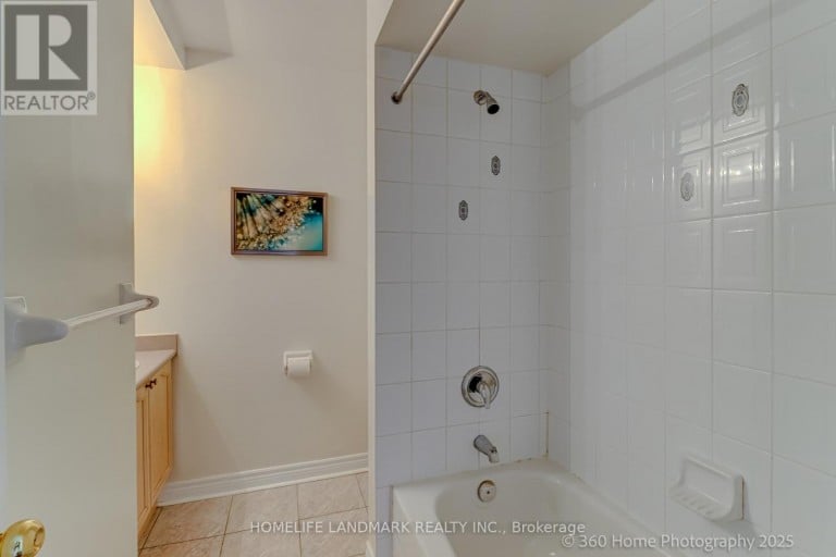 211 FRANK ENDEAN ROAD, Richmond Hill (Rouge Woods), Ontario, L4S2C6