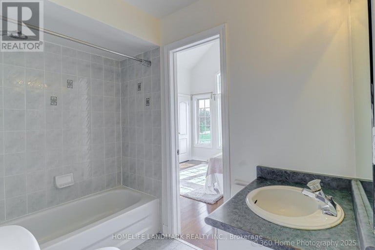 211 FRANK ENDEAN ROAD, Richmond Hill (Rouge Woods), Ontario, L4S2C6