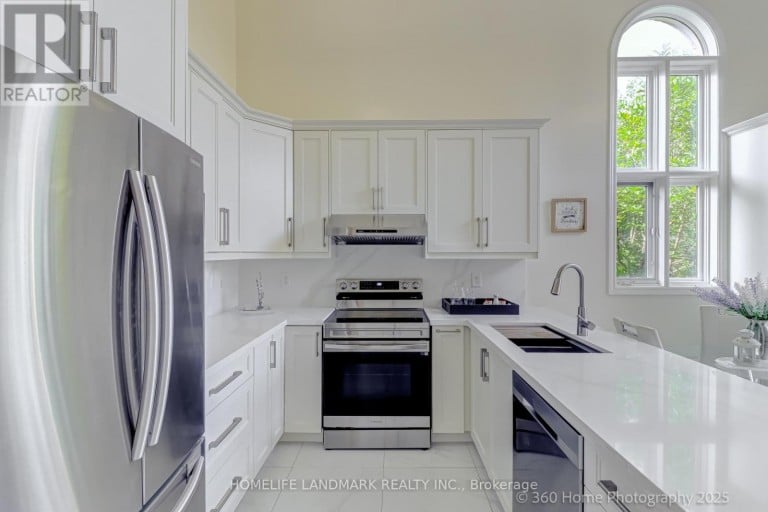 211 FRANK ENDEAN ROAD, Richmond Hill (Rouge Woods), Ontario, L4S2C6