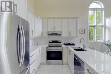 211 FRANK ENDEAN ROAD Richmond Hill (Rouge Woods) Ontario photo 7