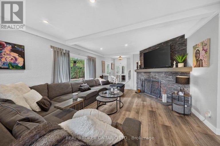 413 INDIAN ROAD, Burlington (LaSalle), Ontario, L7T3T4