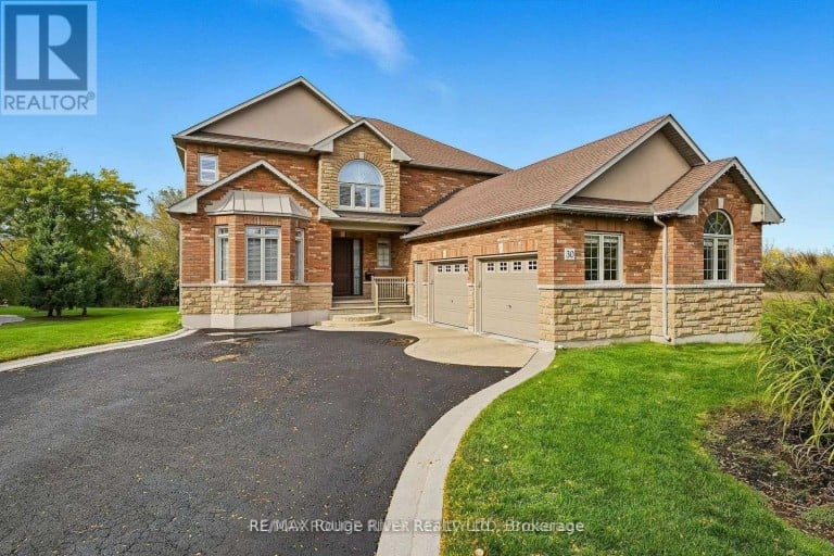 30 HANOVER COURT, Whitby (Lynde Creek), Ontario, L1N7J2