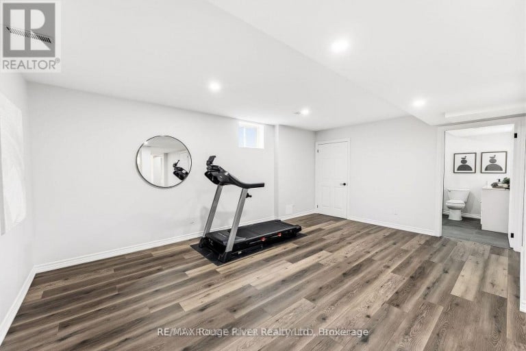 30 HANOVER COURT, Whitby (Lynde Creek), Ontario, L1N7J2