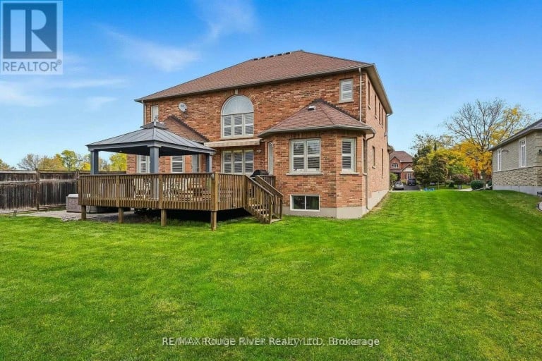 30 HANOVER COURT, Whitby (Lynde Creek), Ontario, L1N7J2