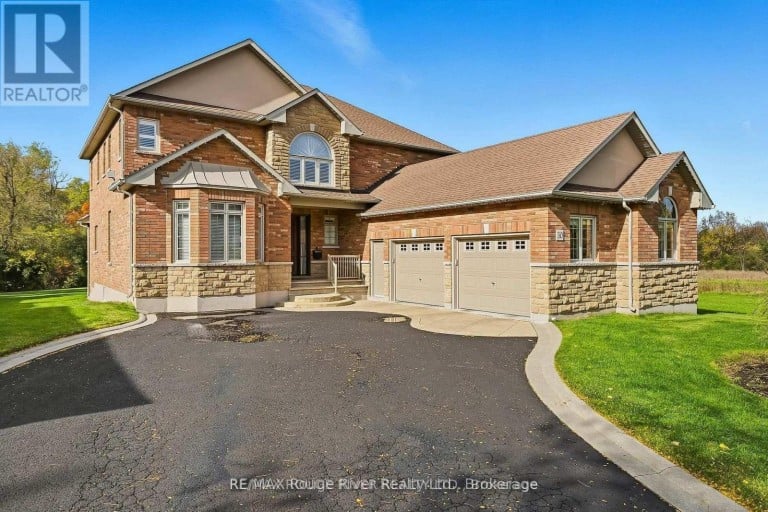 30 HANOVER COURT, Whitby (Lynde Creek), Ontario, L1N7J2