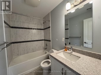 627 BLOOR STREET E Oshawa (Farewell) Ontario photo 15