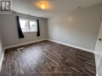 627 BLOOR STREET E Oshawa (Farewell) Ontario photo 16