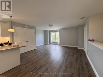 627 BLOOR STREET E Oshawa (Farewell) Ontario photo 5