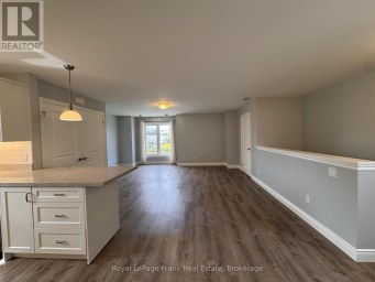 627 BLOOR STREET E Oshawa (Farewell) Ontario photo 9