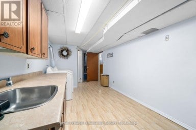 25 KELLER DRIVE Belleville (Belleville Ward) Ontario photo 21