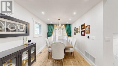800 PAM CRESCENT Newmarket (Huron Heights-Leslie Valley) Ontario photo 10