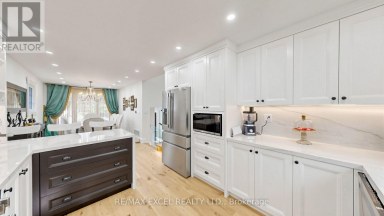800 PAM CRESCENT Newmarket (Huron Heights-Leslie Valley) Ontario photo 16