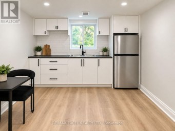 800 PAM CRESCENT Newmarket (Huron Heights-Leslie Valley) Ontario photo 35