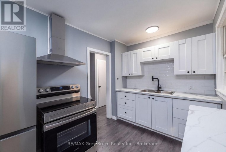 701 5TH STREET E, Owen Sound, Ontario, N4K1E4