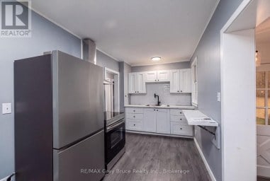 701 5TH STREET E Owen Sound Ontario photo 11