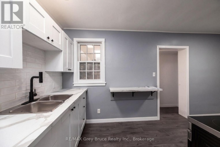 701 5TH STREET E, Owen Sound, Ontario, N4K1E4