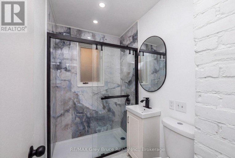 701 5TH STREET E, Owen Sound, Ontario, N4K1E4