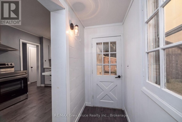 701 5TH STREET E, Owen Sound, Ontario, N4K1E4