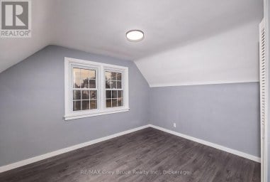 701 5TH STREET E Owen Sound Ontario photo 20