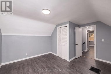 701 5TH STREET E Owen Sound Ontario photo 22