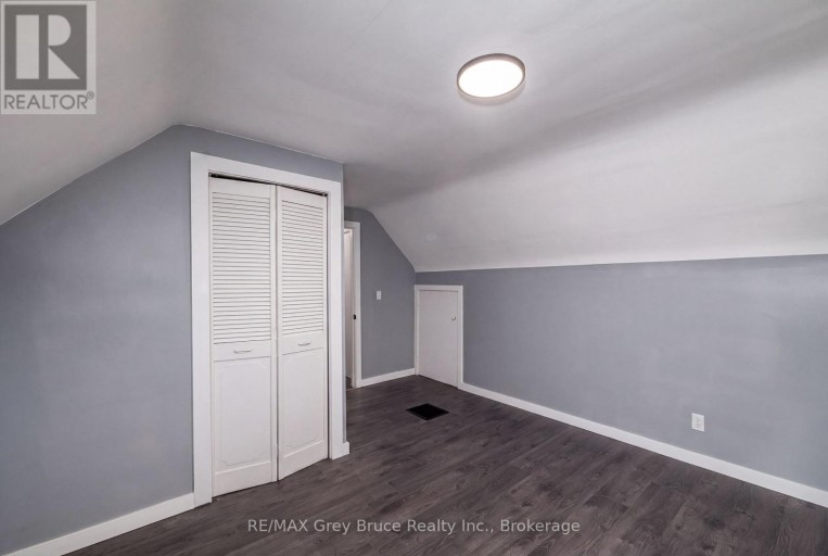 701 5TH STREET E, Owen Sound, Ontario, N4K1E4
