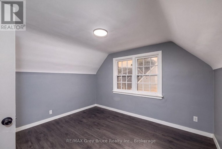 701 5TH STREET E, Owen Sound, Ontario, N4K1E4