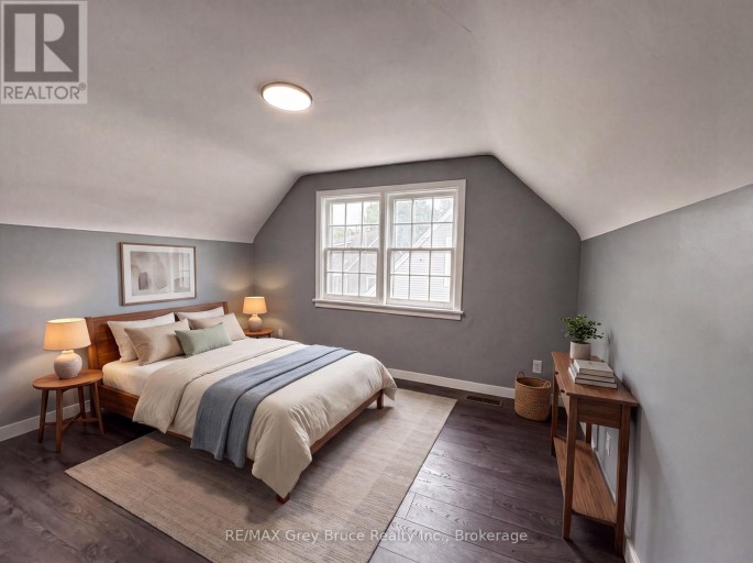 701 5TH STREET E, Owen Sound, Ontario, N4K1E4