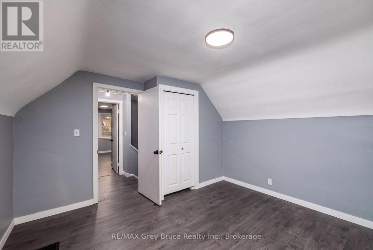 701 5TH STREET E, Owen Sound, Ontario, N4K1E4