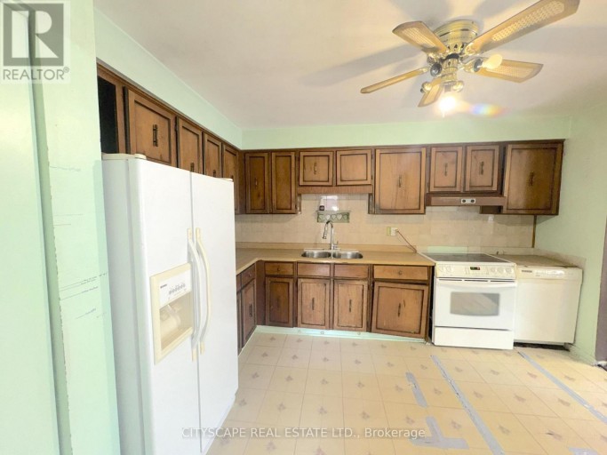 6087 FEATHERHEAD CRESCENT, Mississauga (Meadowvale), Ontario, L5N2B5