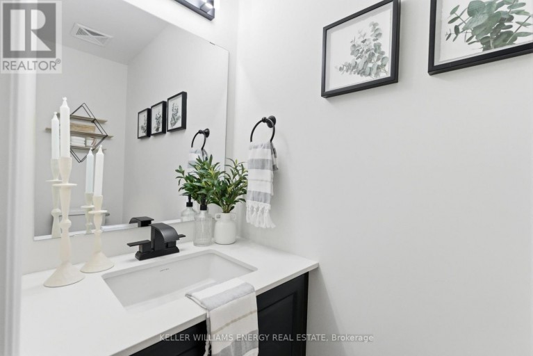7 - 475 BERESFORD PATH, Oshawa (Central), Ontario, L1H0B2