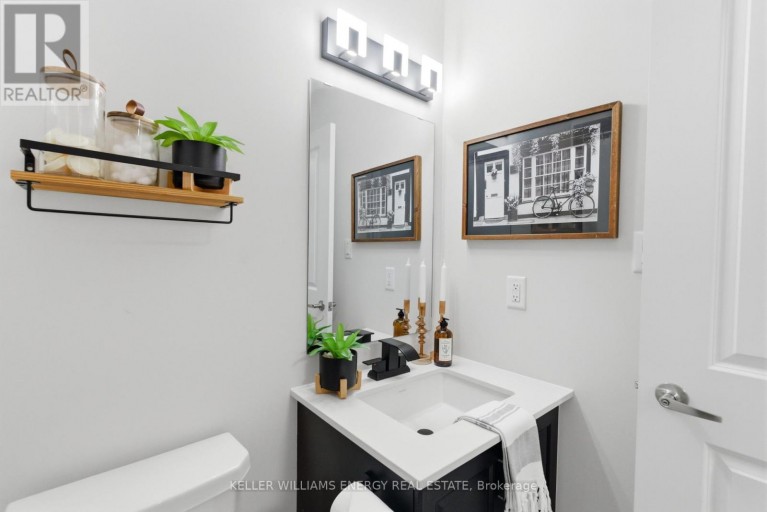 7 - 475 BERESFORD PATH, Oshawa (Central), Ontario, L1H0B2