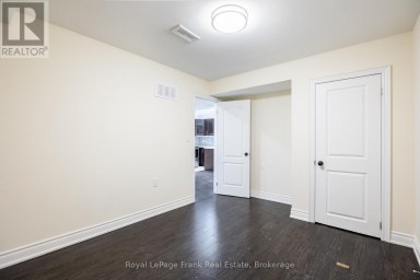 190 LYLE DRIVE Clarington (Bowmanville) Ontario photo 35