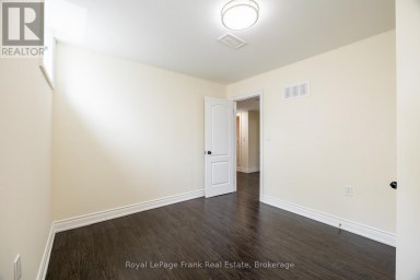190 LYLE DRIVE Clarington (Bowmanville) Ontario photo 37