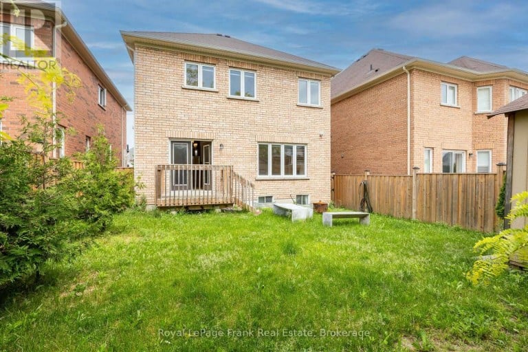 190 LYLE DRIVE, Clarington (Bowmanville), Ontario, L1C0V8