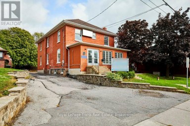 215 SIMCOE STREET N Oshawa (O'Neill) Ontario photo 3