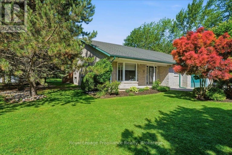 12 EXPERIMENTAL FARM ROAD, Quinte West (Murray Ward), Ontario, K8V5P7