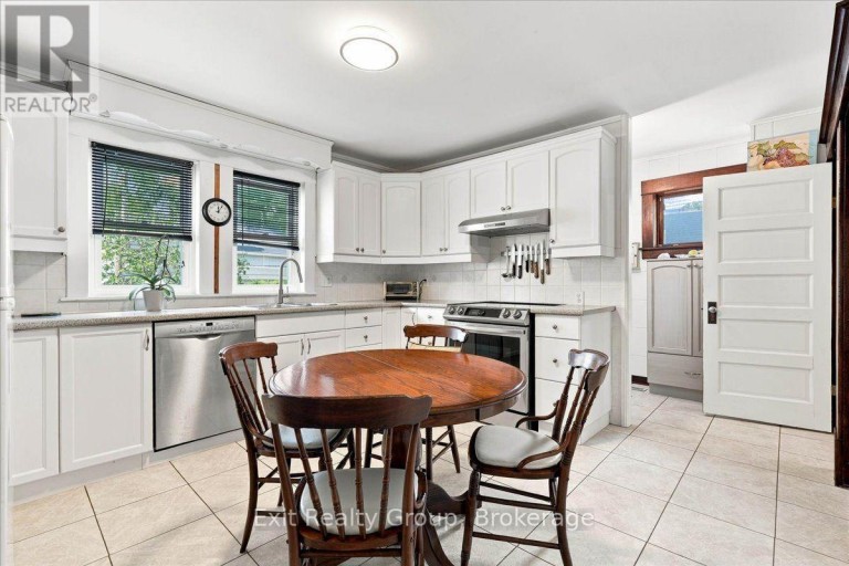 28 LORNE AVENUE, Quinte West (Trenton Ward), Ontario, K8V5B3