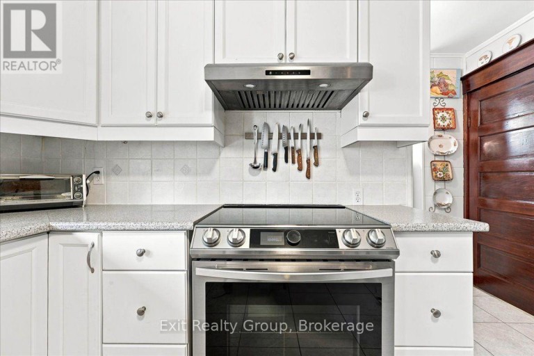 28 LORNE AVENUE, Quinte West (Trenton Ward), Ontario, K8V5B3