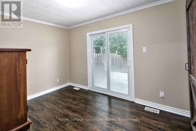 321 SECOND STREET, Collingwood, Ontario, L9Y1G7