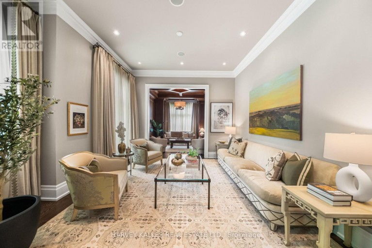 6 VESTA DRIVE, Toronto (Forest Hill South), Ontario, M5P2Z3