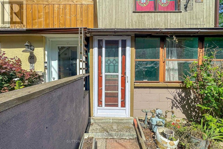 18 1/2 BELLEVUE AVENUE, Toronto (Kensington-Chinatown), Ontario, M5T2N4