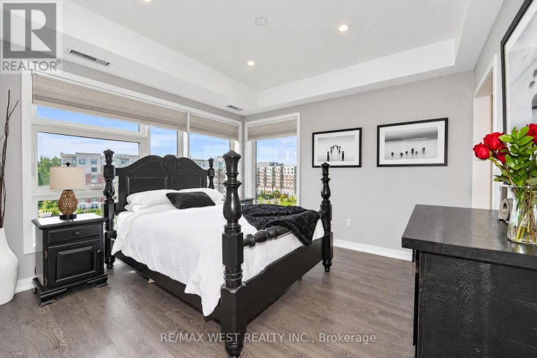 344 - 555 WILLIAM GRAHAM DRIVE, Aurora, Ontario, L4G3H9