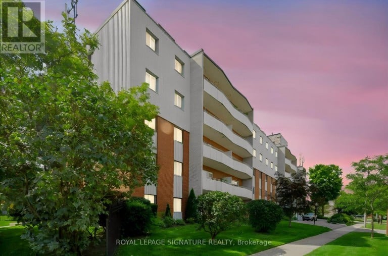 401 - 2485 WOKING CRESCENT, Mississauga (Sheridan), Ontario, L5K1Z6