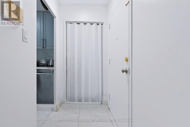 401 - 2485 WOKING CRESCENT Mississauga (Sheridan) Ontario photo 3